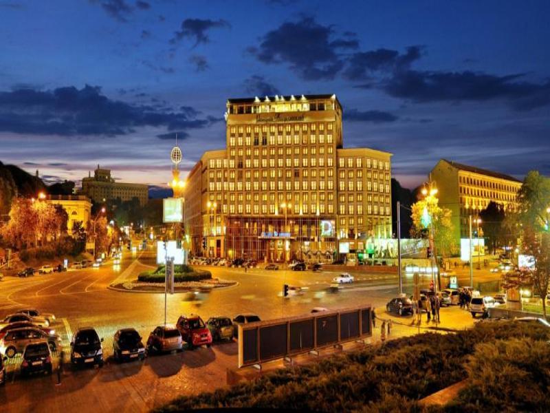 Готель Дніпро Kyiv Exterior photo
